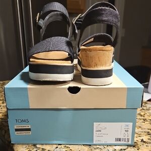 TOMS Women's Black Canvas Wedge Sandals